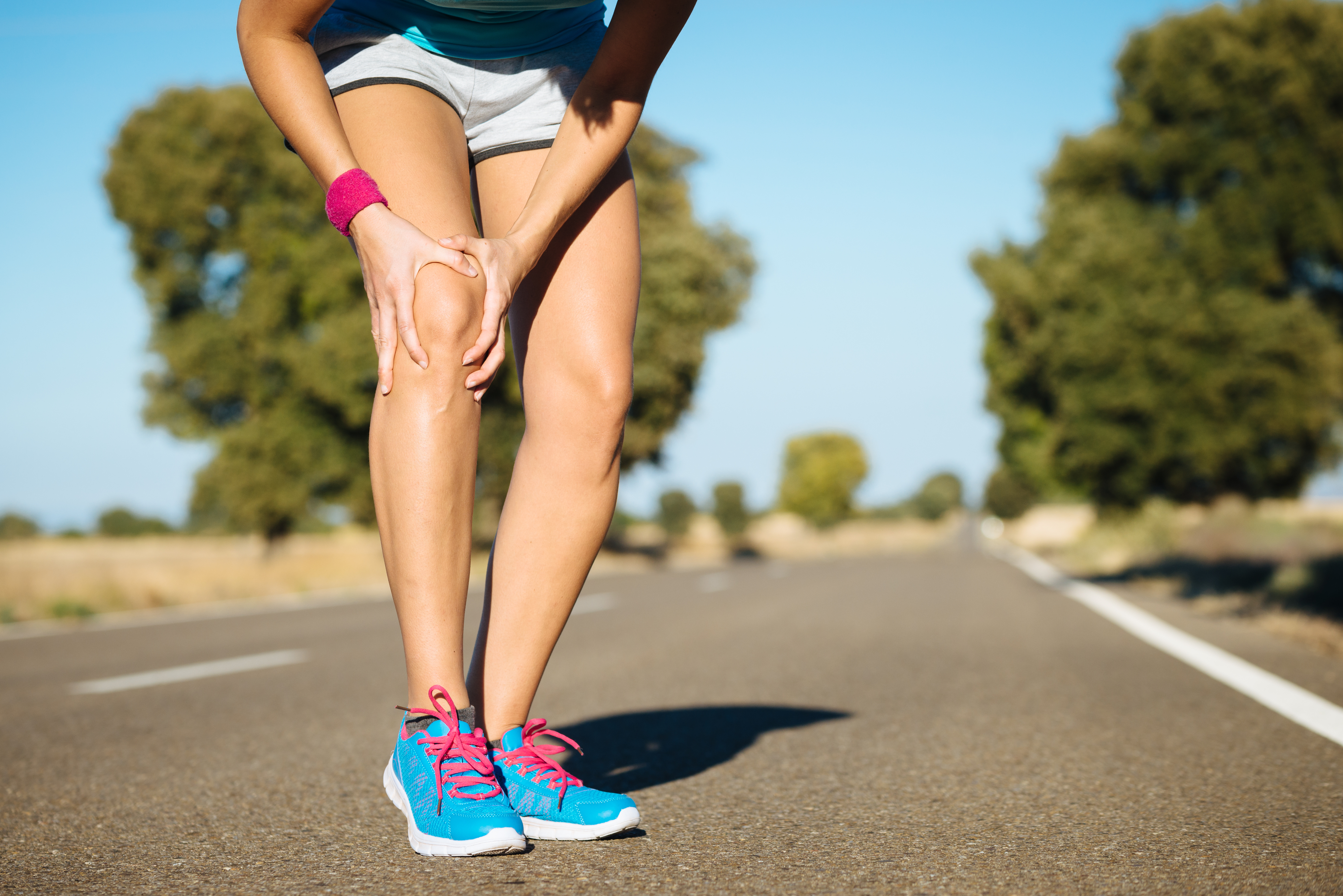 Runner training  knee pain